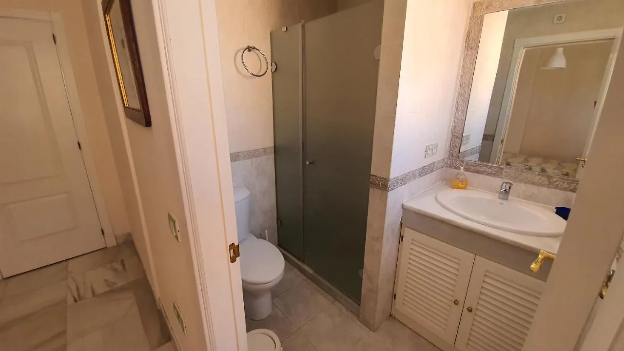 에스테포나 Atico En Hacienda Del Sol 아파트